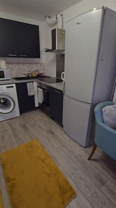 Cozy Flat 1 Bedroom Hucclecote Kültér fotó